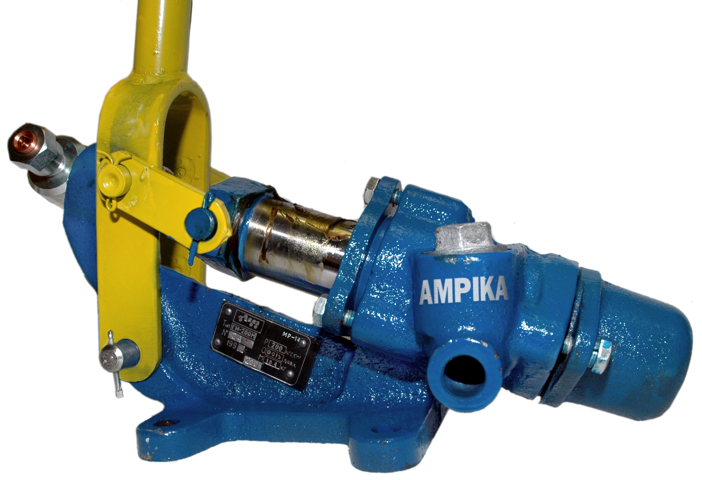 ГН-200 - ручной насос для опрессовки советского образца.